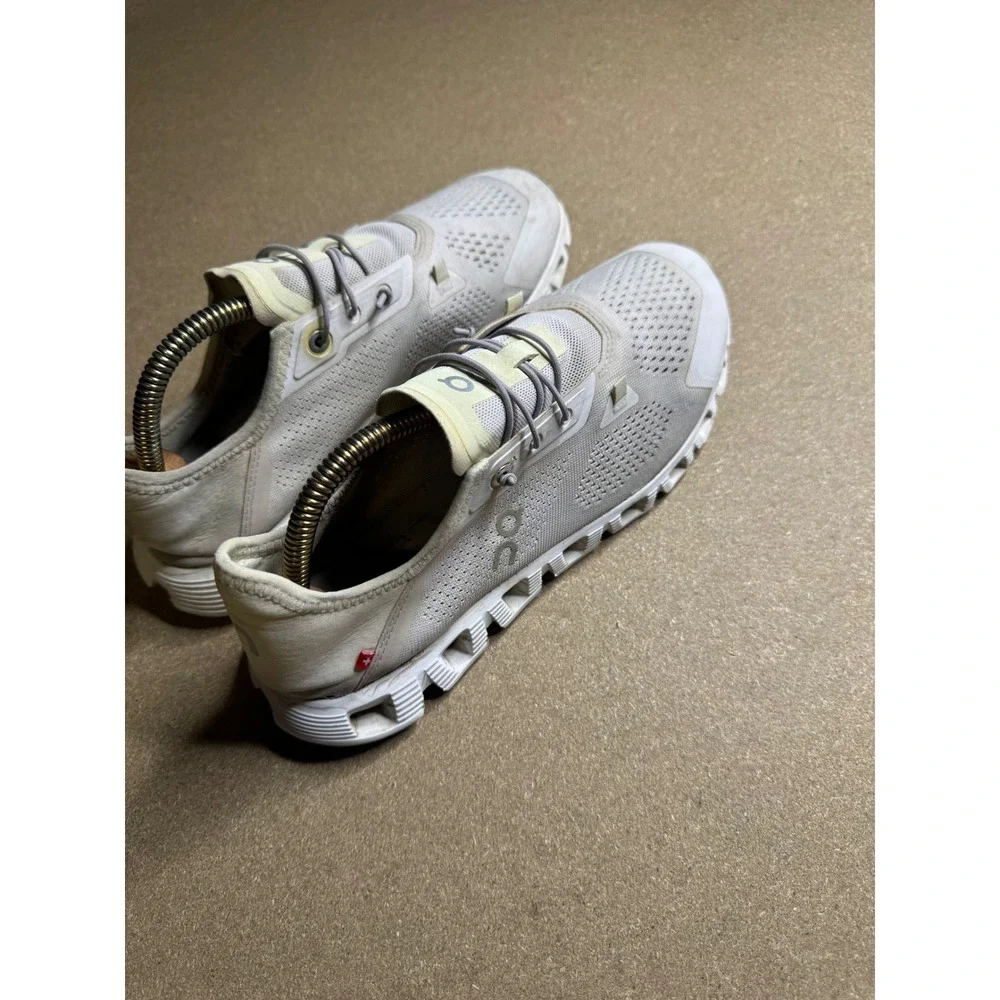 On Running Cloudswift Womens White Ivory Running Shoes Sneakers US 8 EU 39